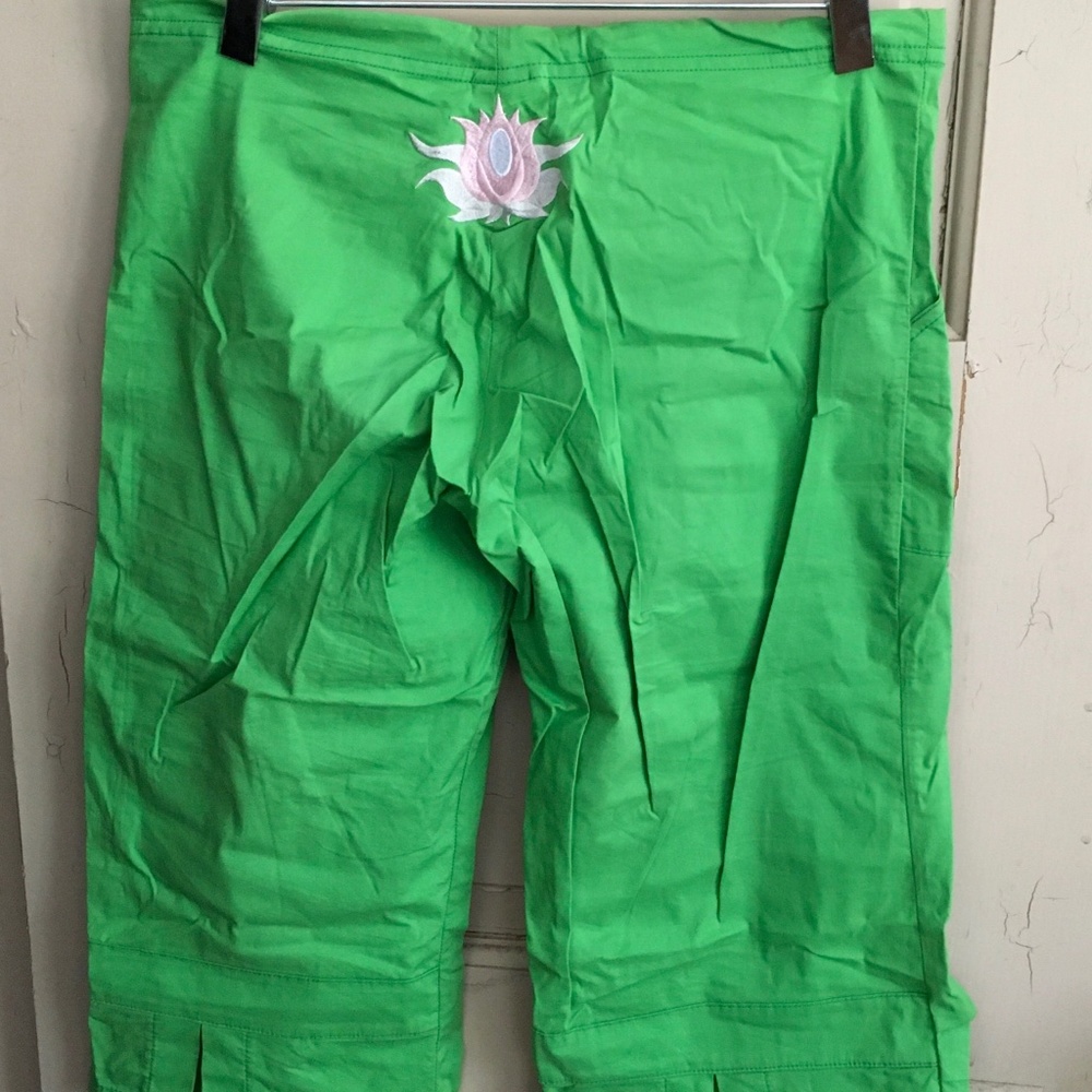 Be Present Cropped Yoga Pants size XS